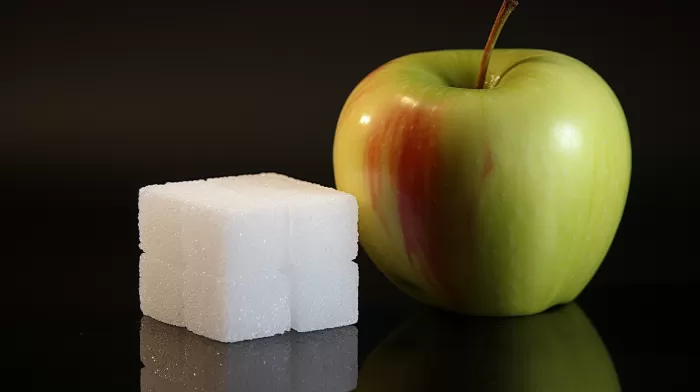 The Bittersweet Truth: How Sugar Choices Propel Weight Gain and Confuse Your Appetite Signals